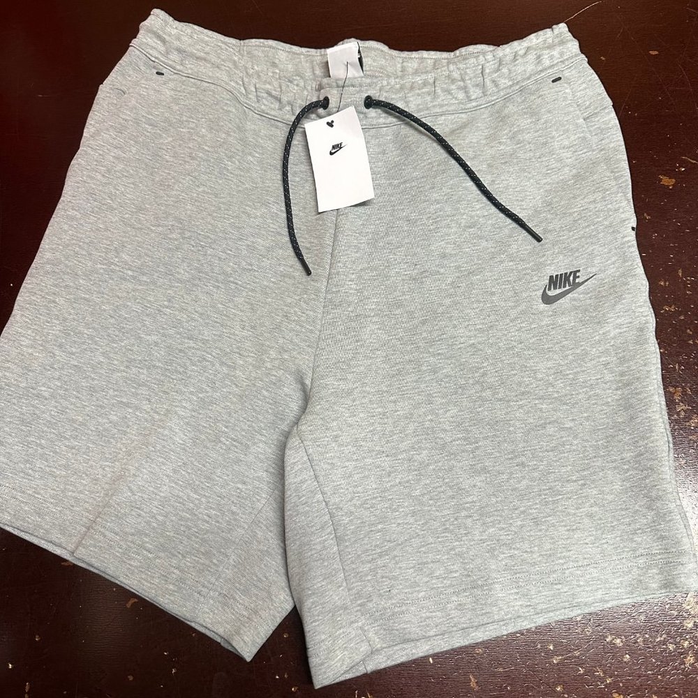 Nike Mens Gray Sportswear Tech Fleece Standard Fit Athletic Shorts Size XL